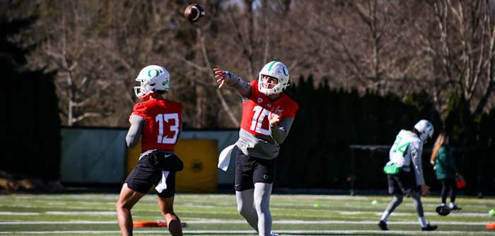 Bo Nix Spring Cropped